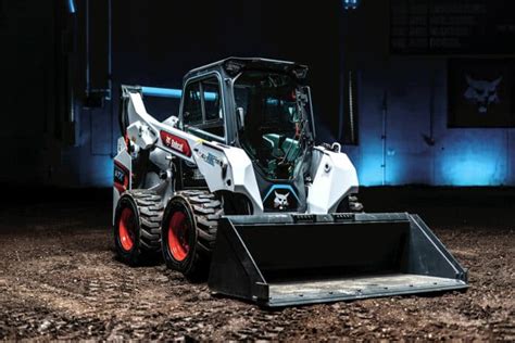 Bobcat's S7X: World's first all